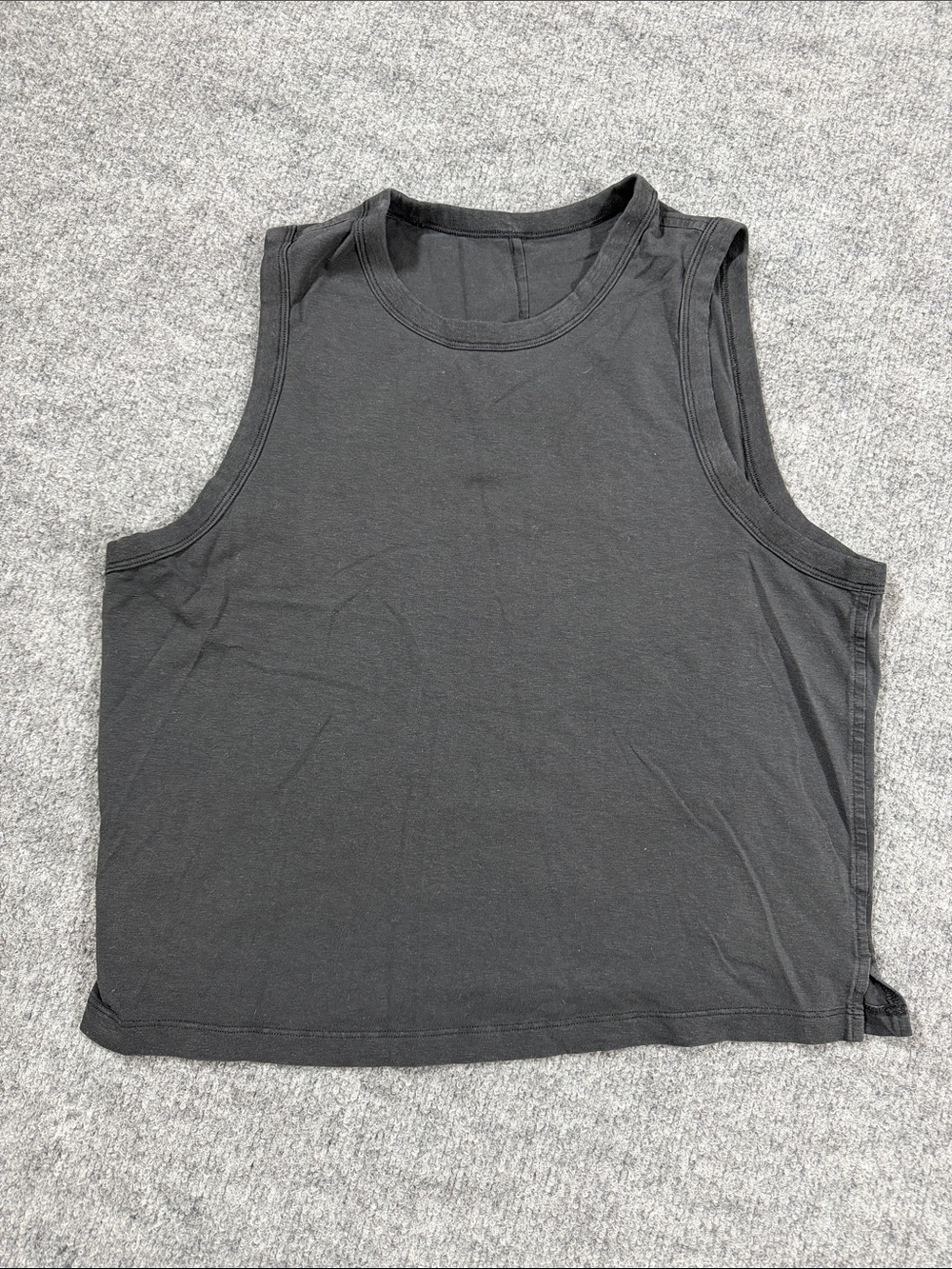 Lululemon women’s black outdoor tank top